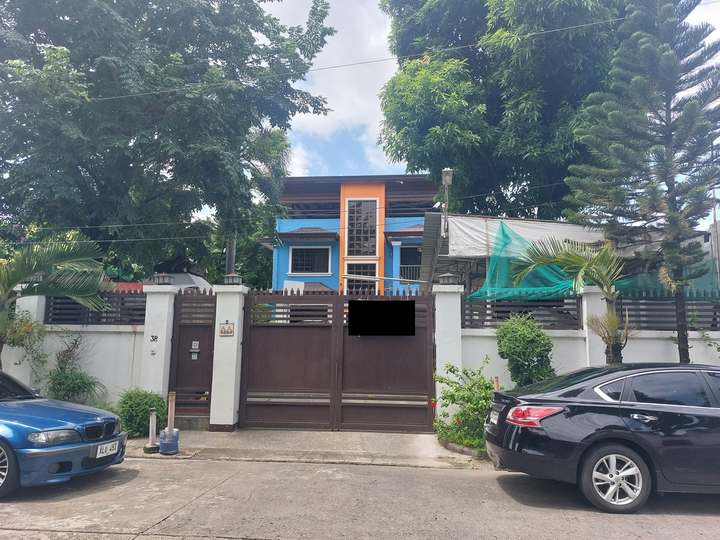 House for Sale in BF Resort Village Las Pinas City