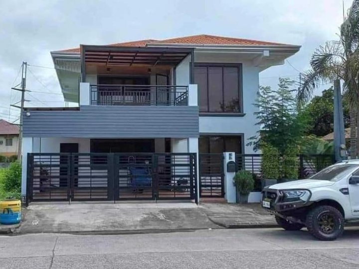 6-Bedroom House for Sale in Villa Caceres Sta Rosa City Laguna