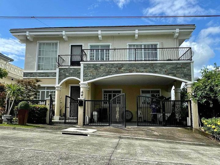 House for Sale in Chateuaux de Paris South Forbes Silang Cavite