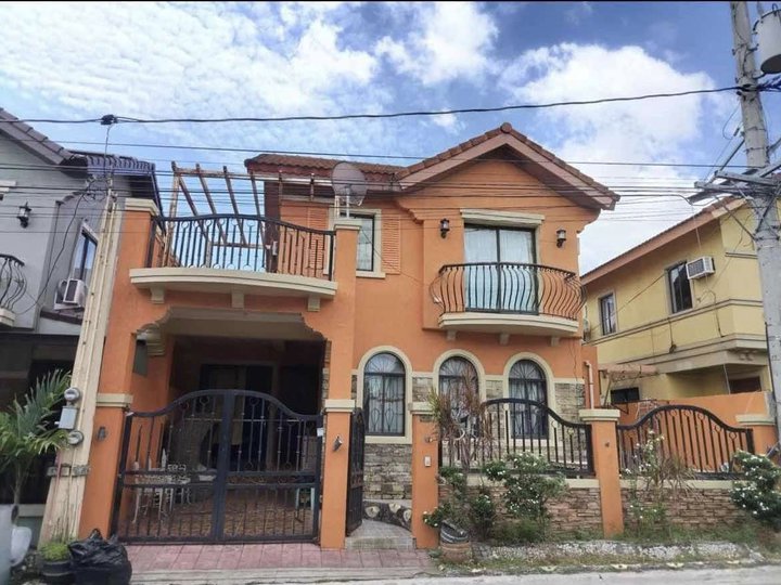 House for Sale in Ponticelli Daang-Hari Molino Bacoor Cavite