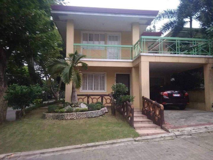 Corner lot House for Sale in Greenwoods Heights Dasmarinas Cavite