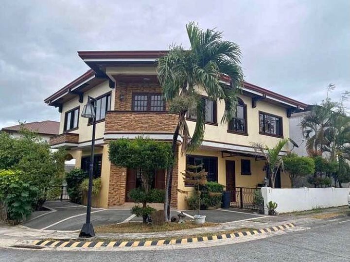 Corner lot House for Sale in Verdana Homes DaangHari Bacoor Cavite