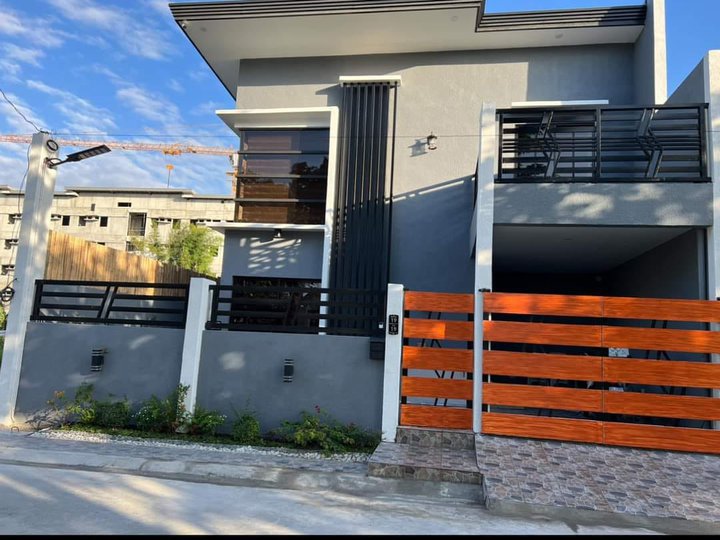 House for Sale in Metrogate Subd Sta Rosa Laguna