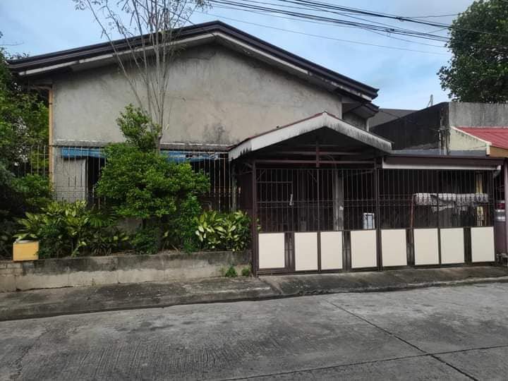 Bungalow for Sale in Pacita Complex 1 San Pedro Laguna