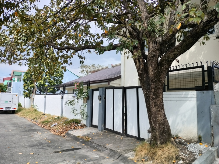Bungalow for Sale in BF Resort Village Las Pinas City