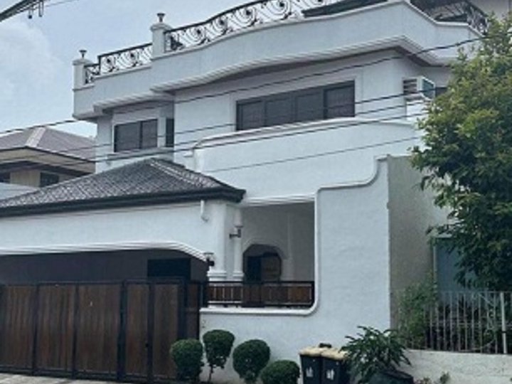 5-Bedroom 3-storey House for Sale in BF Homes Paranaque City