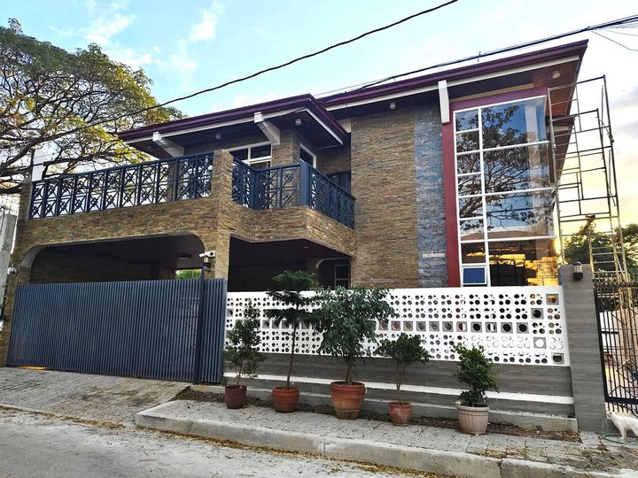 House for Sale in The Orchard Dasmarinas Cavite