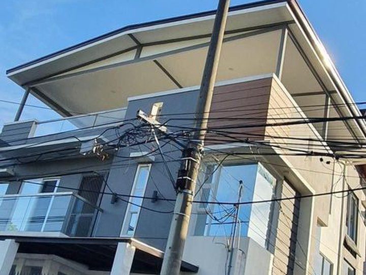 House for Sale in Multinational Village Moonwalk Paranaque City