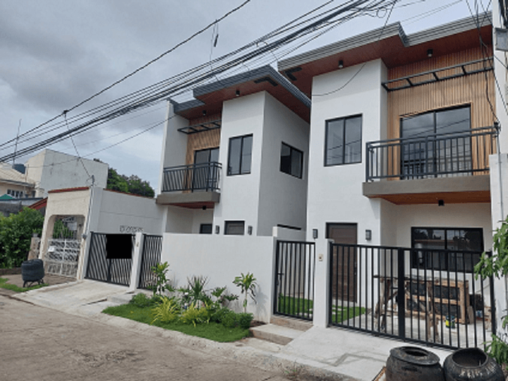 Brand new Duplex type unit for Sale in Pilar Village Almanza Las Pinas City