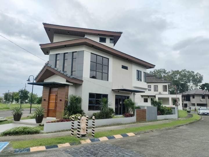 Brand new House for Sale in Bali Mansions South Forbes Silang Cavite