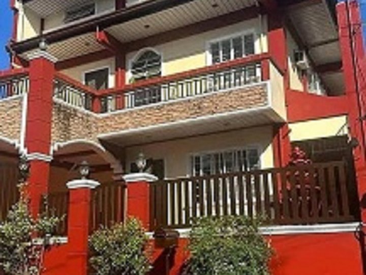 3-storey House for Sale in Metrogate Dasmarinas Cavite