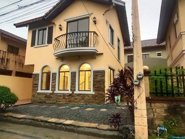 House for Sale in Ponticelli Daang-Hari Molino Bacoor Cavite