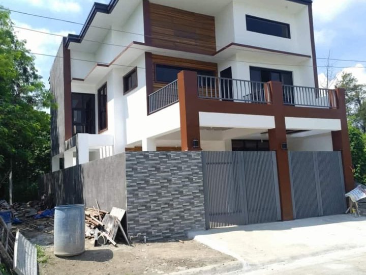 Brand new House for Sale in Villa Segovia Sta Rosa Laguna