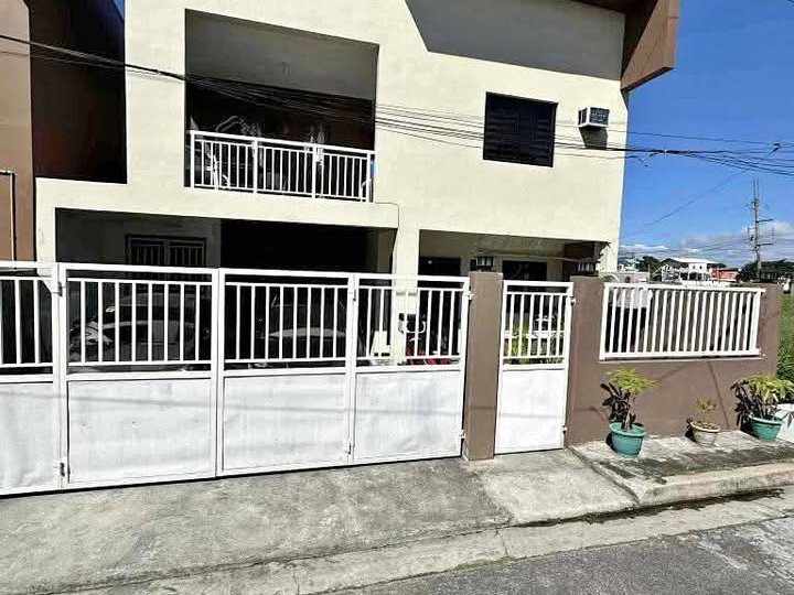 House for Sale in Pallas Athena Exec Village Aguinaldo Highway Imus Cavite