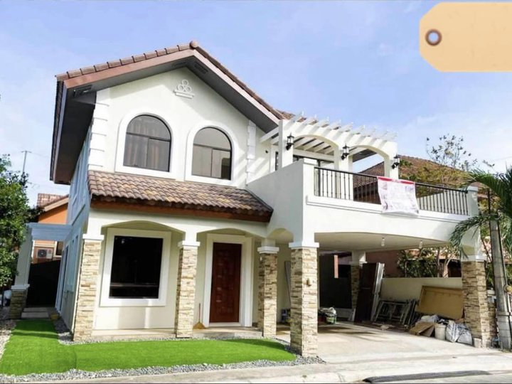 House for Sale in Ponticelli Hills Daang-Hari Molino Bacoor Cavite