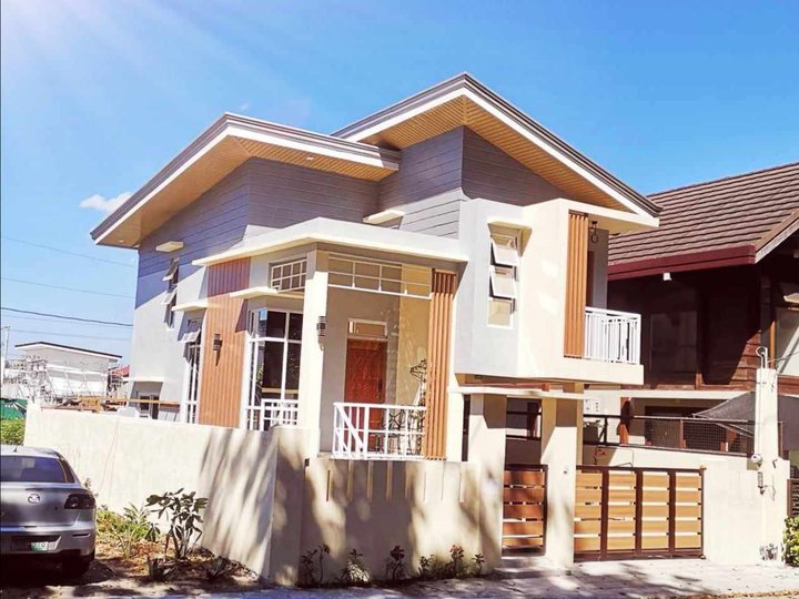 House for Sale in Grand Parkplace Exec Village Aguinaldo Highway Imus Cavite