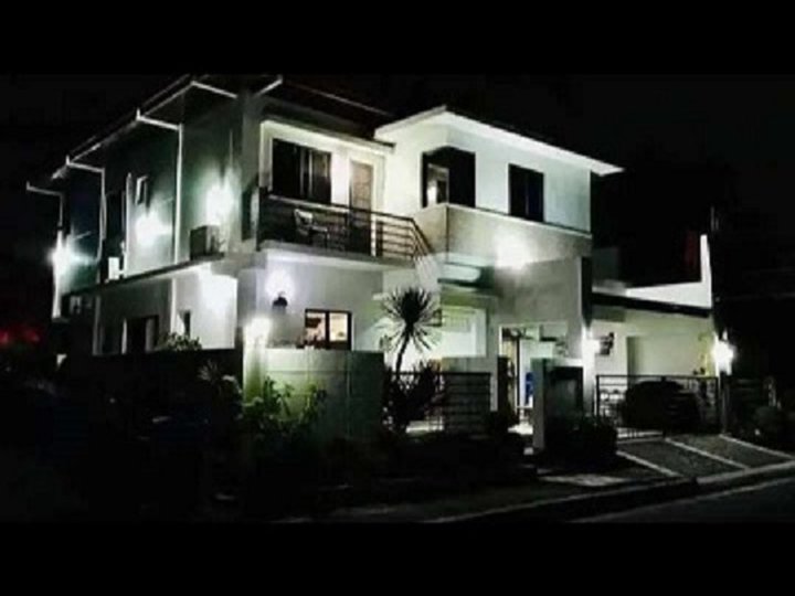 5-Bedroom House for Sale in Cittadella Exec Village Las Pinas City