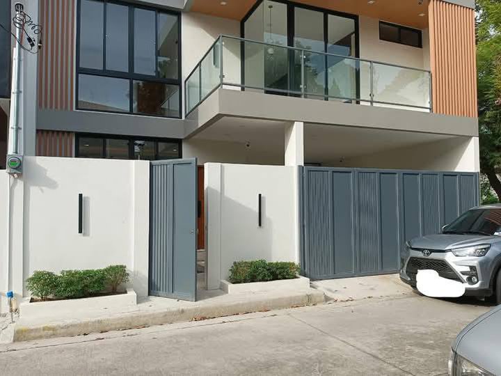 Brand new House for Sale in Meadowood Exec Village Bacoor Cavite