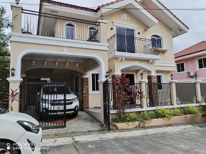 House for Sale in The Verona Silang Cavite