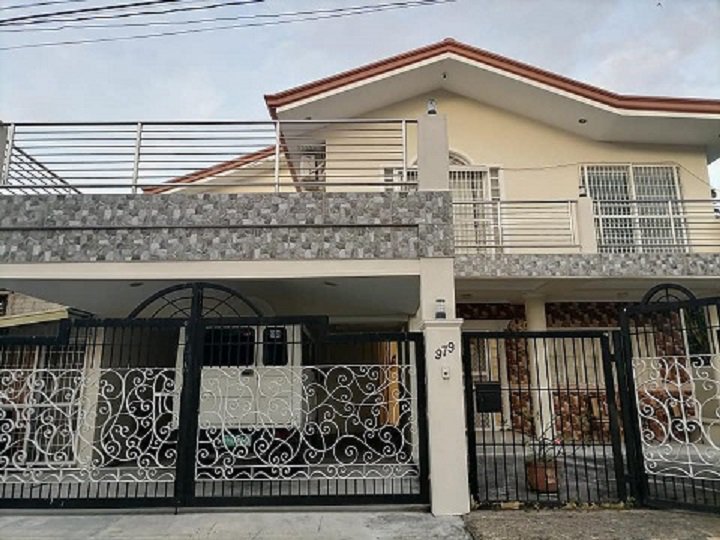 House for Sale in Cittadella Exec Village Las Pinas City