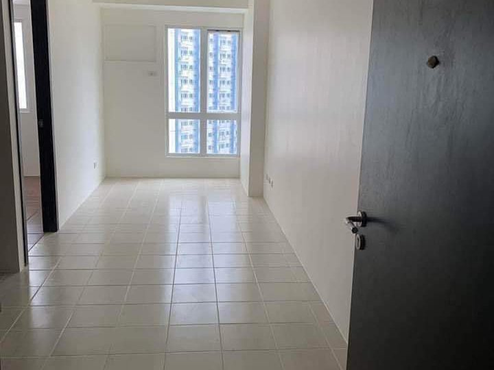 Ready For Occupancy Discounted 30.26 sqm 1-bedroom Residential Condo Rent-to-own in Mandaluyong