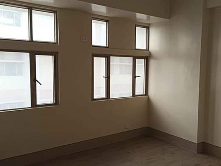 Ready For Occupancy Discounted 30.00 sqm 2-bedroom Residential Condo Rent-to-own in San Juan