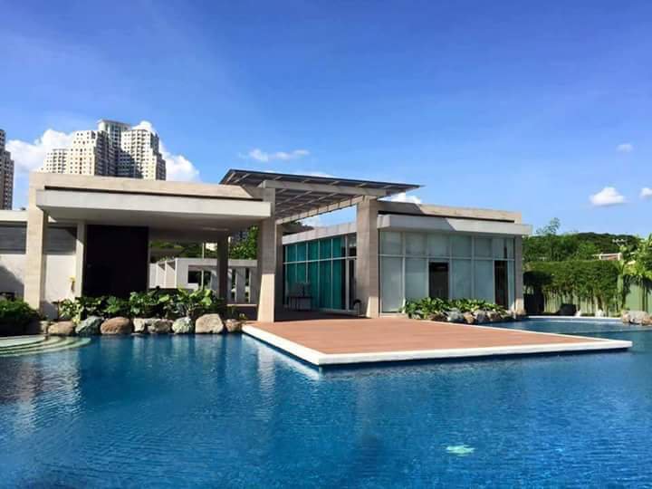 RENT TO OWN PENTHOUSE BI LEVEL UNIT (3Beds w/Balcony) - 909K DP RFO