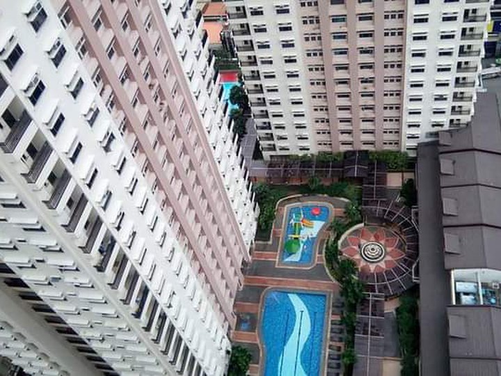 25k Monthly  3-bedroom Condo Rent-to-own in San Juan Metro Manila