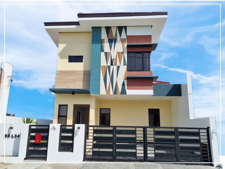 RFO 3-bedroom Single Detached House For Sale in Grand Parkplace Imus