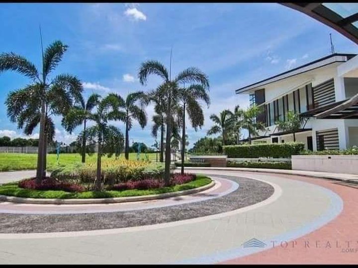 300 sqm Residential Lot for Sale in ALABANG WEST