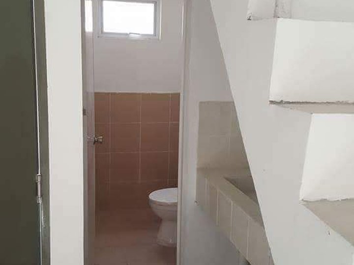 2 bedroom townhouse in tanza cavite