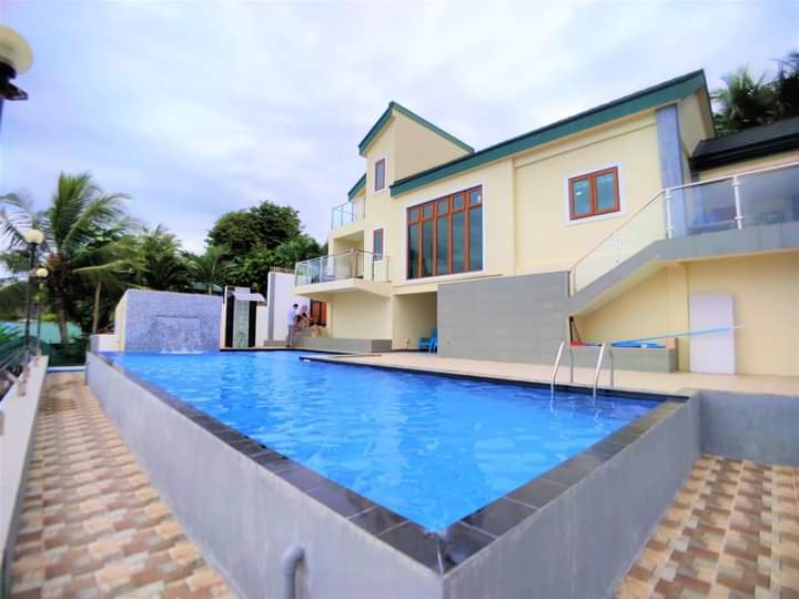 567 sqm 4-bedroom Beach Property For Sale in Compostela Cebu