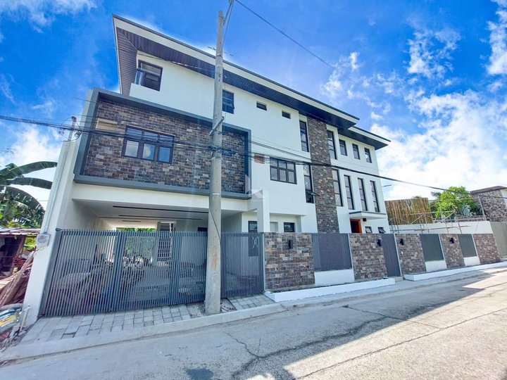 7-bedroom Single Detached House For Sale in Pasig Metro Manila