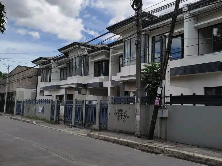 Ready for Occupancy Townhouse for Sale in Don Antonio Heights Qc