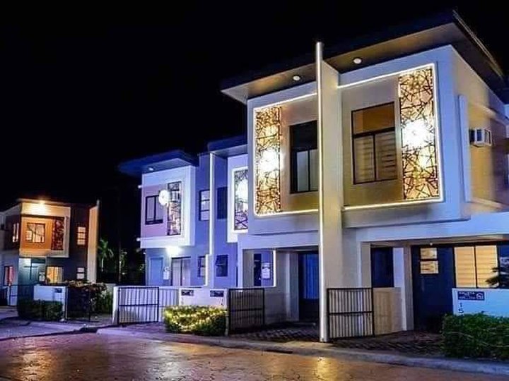 2-3br house for sale in Bataan, Balanga and Hermosa near Vista Mall