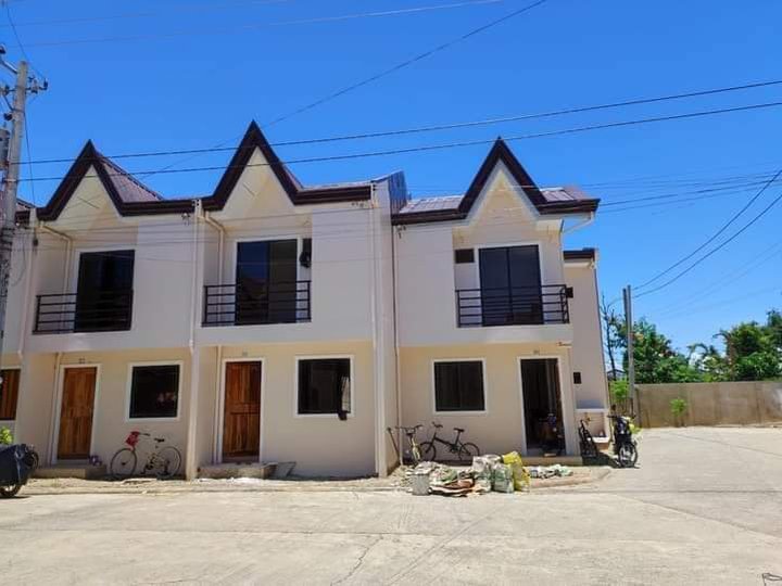 2Bedroom Townhouse For Sale in Mactan Lapu lapu City