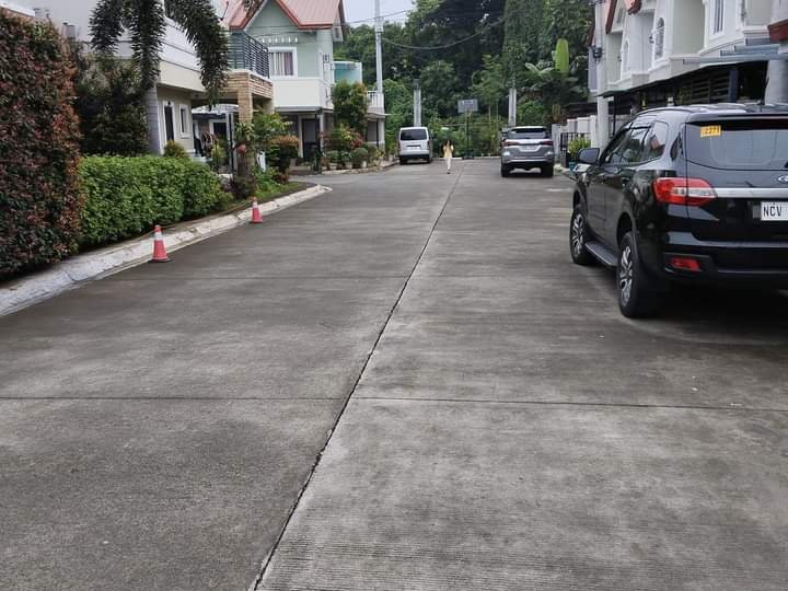 RFO 4bedroom townhouse for sale in antipolo good location