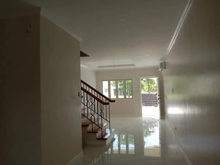 3 BEDROOM TOWNHOUSE FOR SALE IN VERSAILLES ALABANG MUNTINLUPA CITY