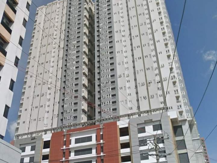 42.00 sqm 2-bedroom Condo For Sale in Makati Metro Manila