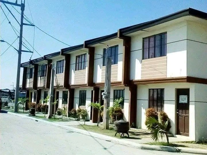 FOR AS LOW AS 5K  RESERVATION   AFFORDABLE HOUSE AND LOT NEAR MANILA