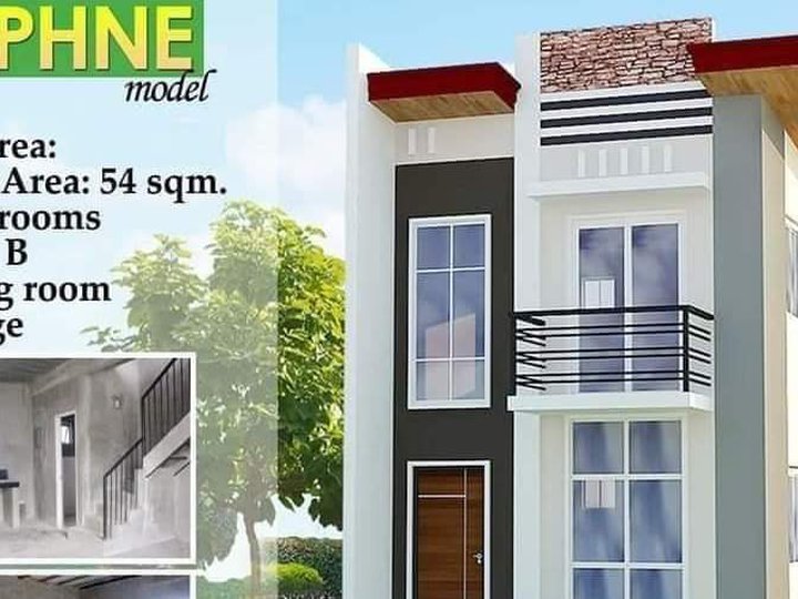 Single Attached House /Townhouse For Sale
