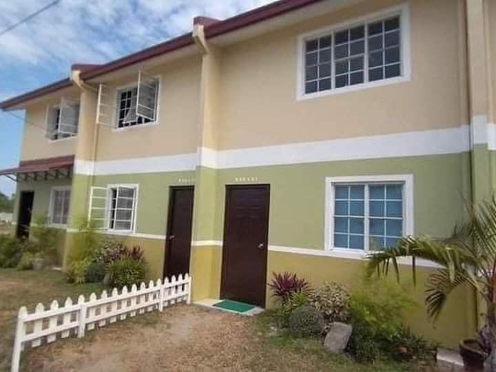 Townhouse, 2 Bedroom 1 Toilet and bath for Sale on san Fernando