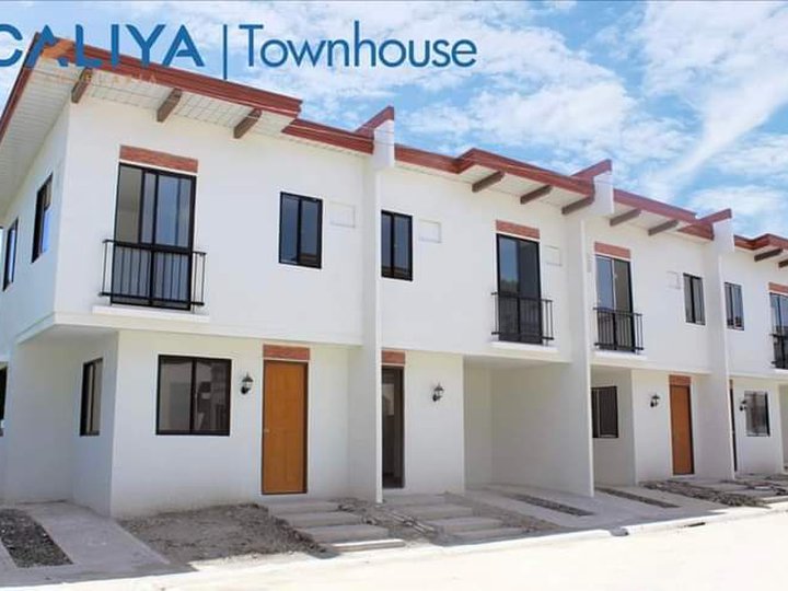3-bedroom Townhouse For Sale in Candelaria Quezon