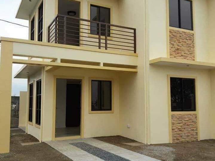 3-bedroom Single Attached House For Sale in Silang Cavite