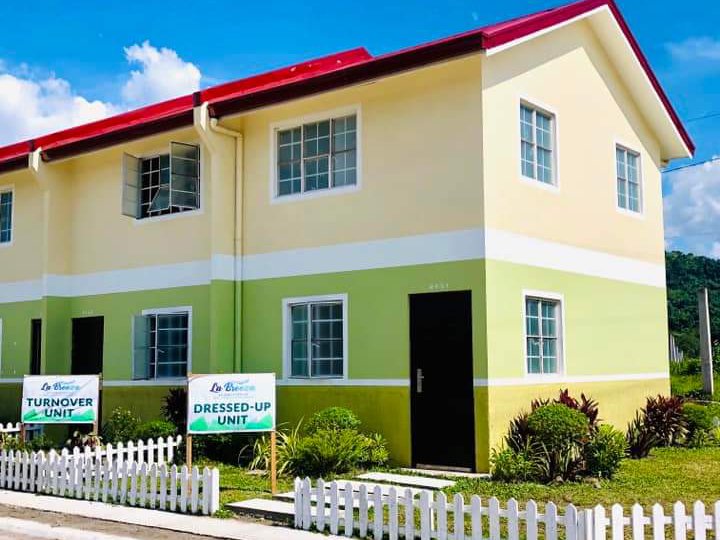 3-bedroom Townhouse For Sale in Castillejos Zambales