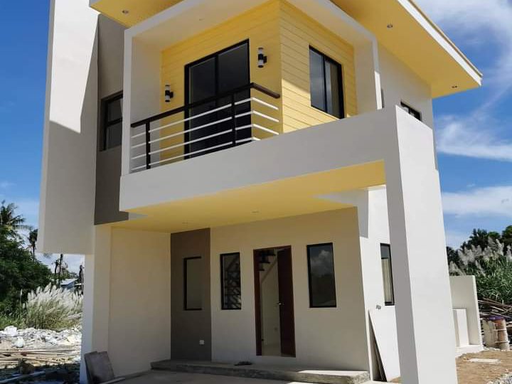 3-bedroom Townhouse For Sale in Mactan Lapu-Lapu Cebu