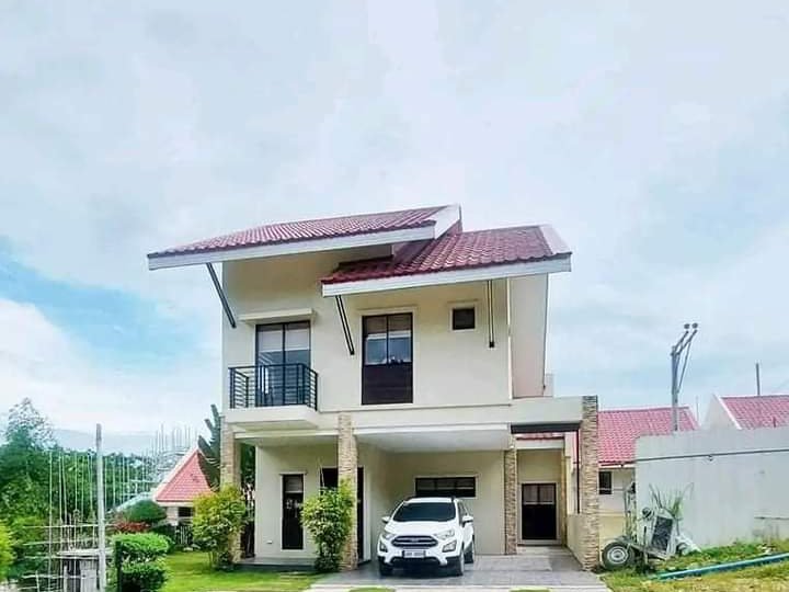 Ready to move in House in Minglanilla Cebu