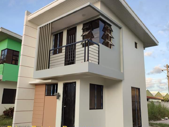 2 Bedroom Single Attached House in Mabalacat Pamp