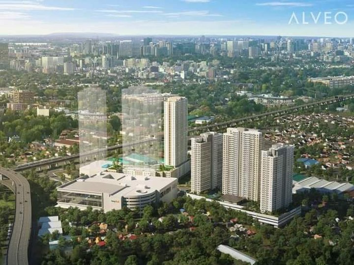 Pre-selling Premium Residential Condominium