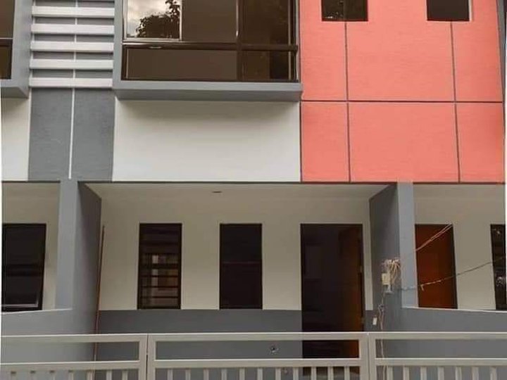 Pre-selling 2-bedroom Townhouse For Sale in Dasmarinas Cavite